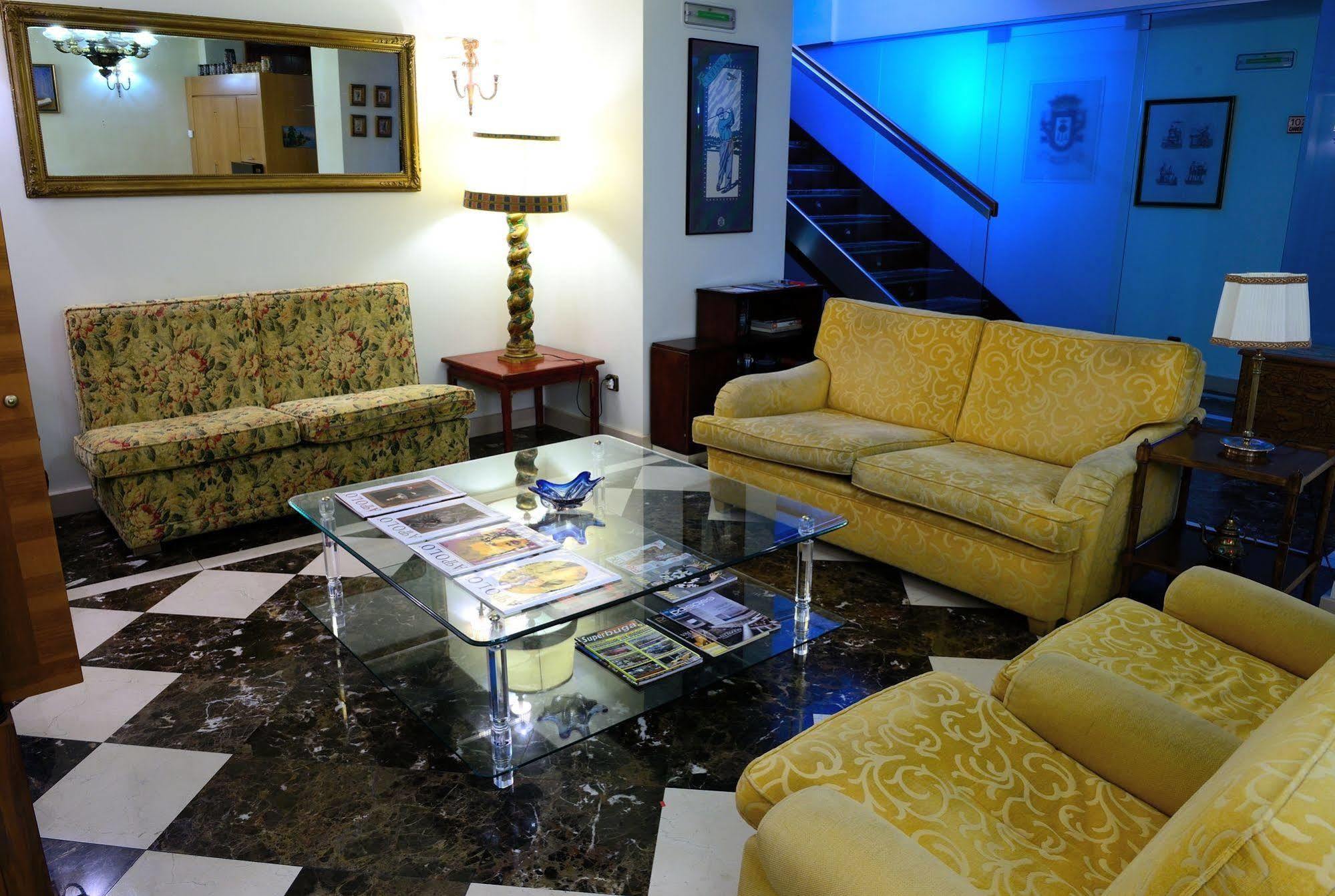 Hostal Arriazu بنبلونة المظهر الخارجي الصورة