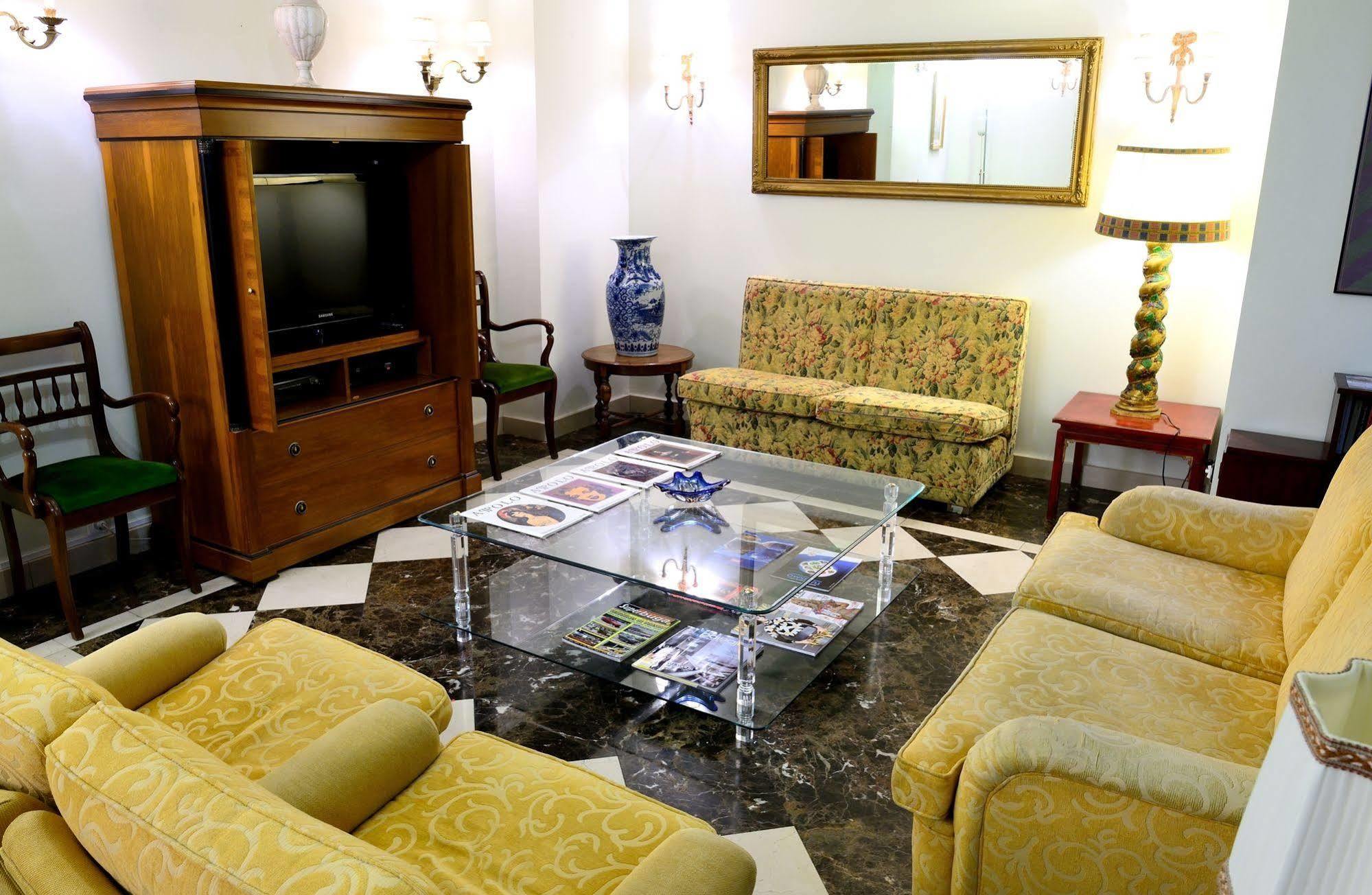 Hostal Arriazu بنبلونة المظهر الخارجي الصورة