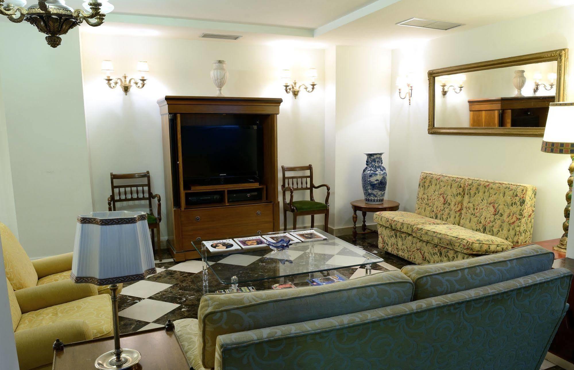 Hostal Arriazu بنبلونة المظهر الخارجي الصورة