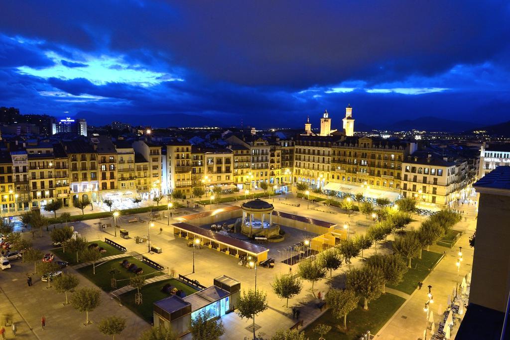 Hostal Arriazu بنبلونة المظهر الخارجي الصورة